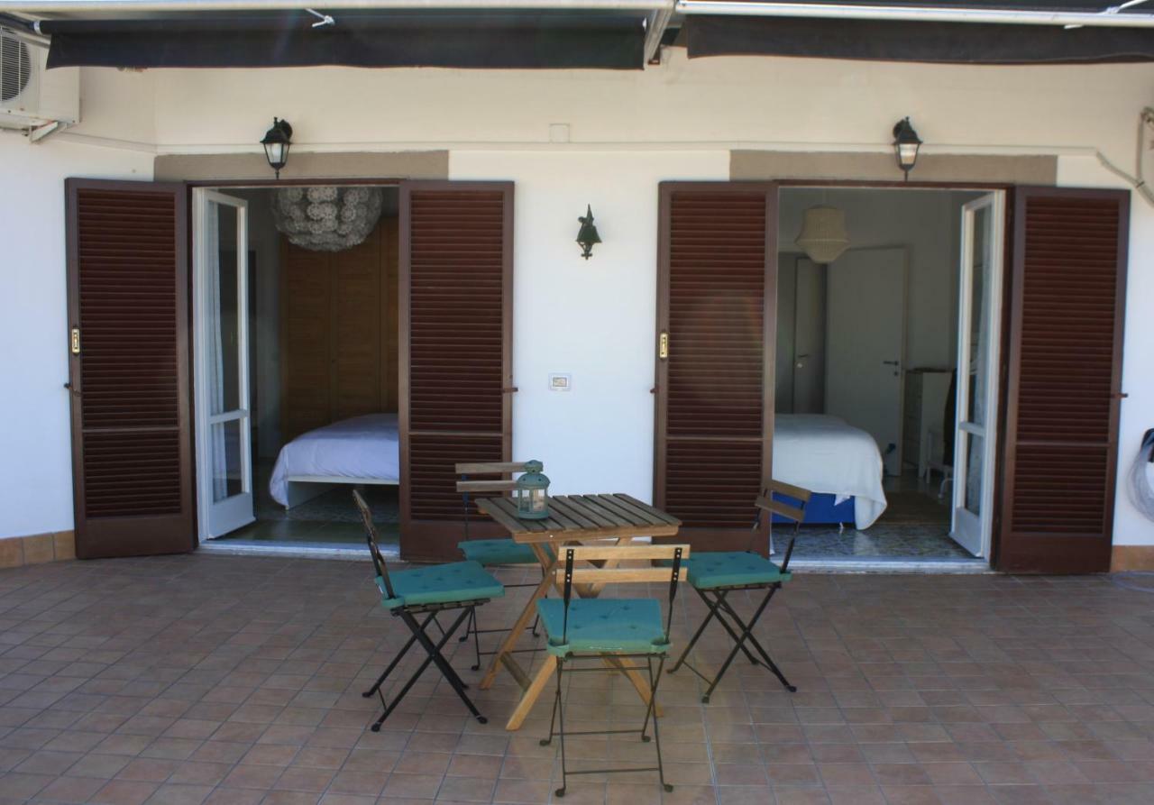 דירות סורנטו Casa Bice Amazing View Of Vesuvius מראה חיצוני תמונה