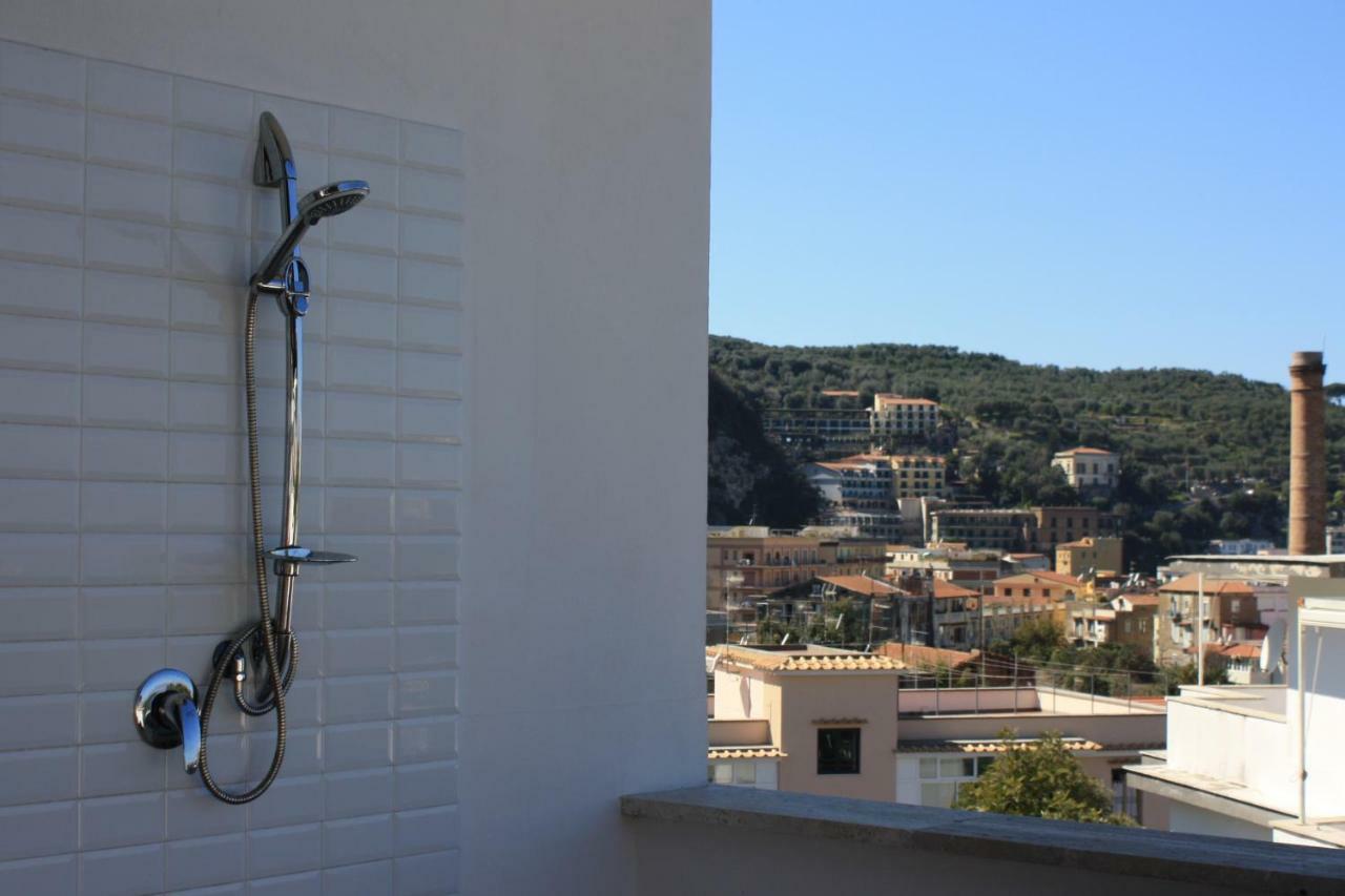 דירות סורנטו Casa Bice Amazing View Of Vesuvius מראה חיצוני תמונה